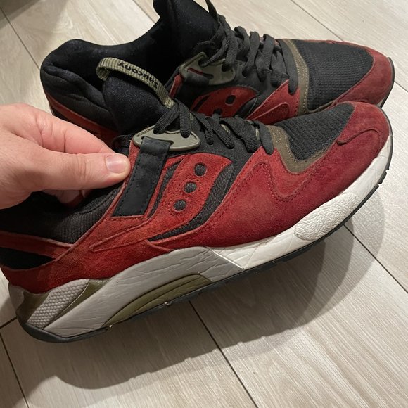 Saucony - Red Shoes - Size 43 - Picture 2 of 5